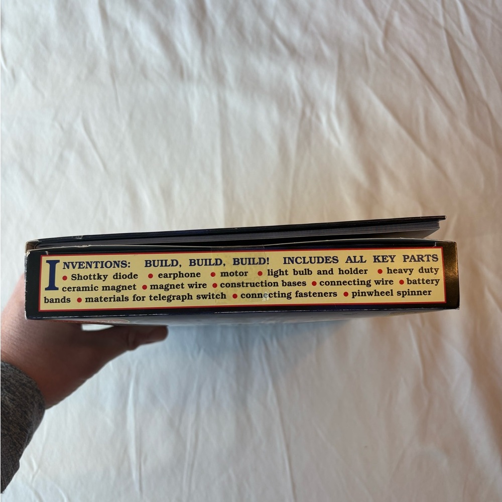 ScienceWiz Inventions Kit - Picture 4 of 5
